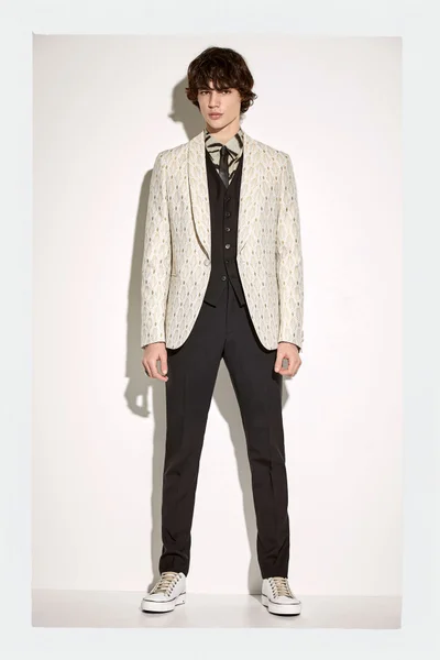 Look 34